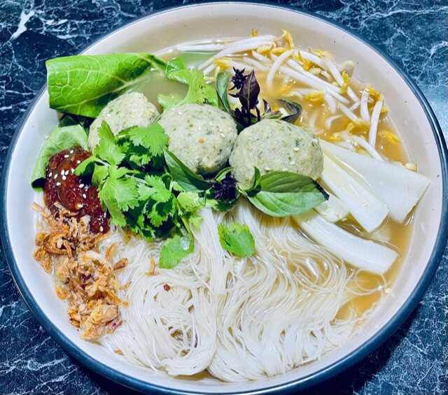 Thai Fish Balls Noodle Soup Recipe